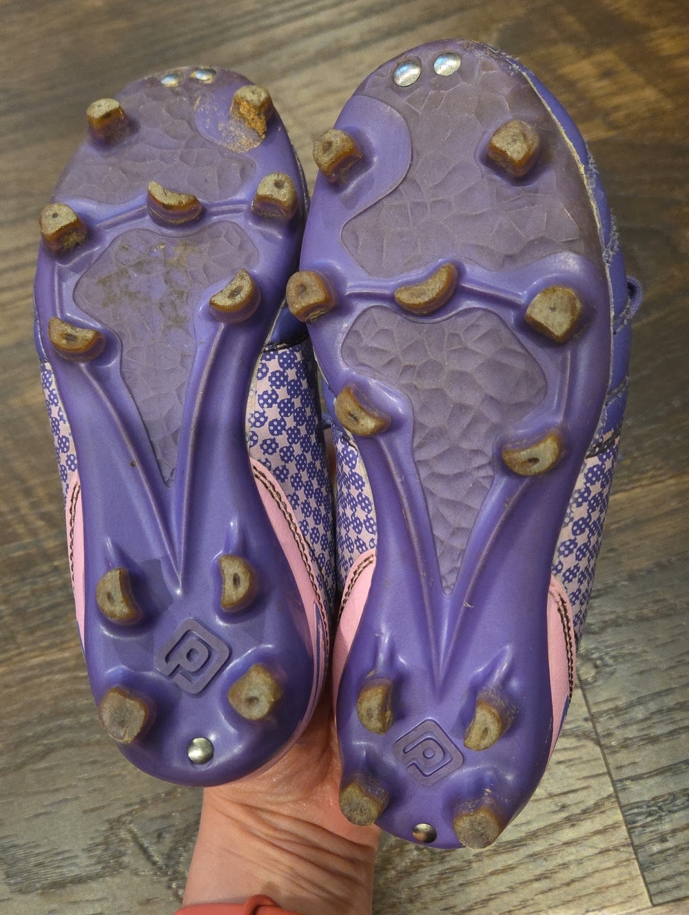 Dream Pairs Little Girl Soccer Cleats - Picture 6 of 6